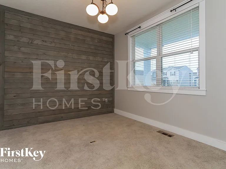 3962 Snowcreek Dr — Photo 4