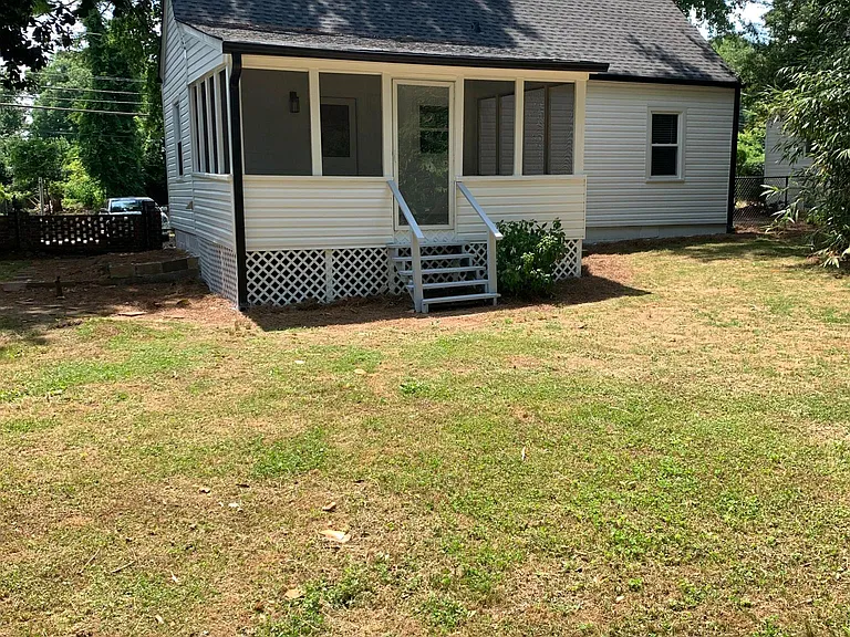 2334 Johnson Ferry Rd NE — Photo 35
