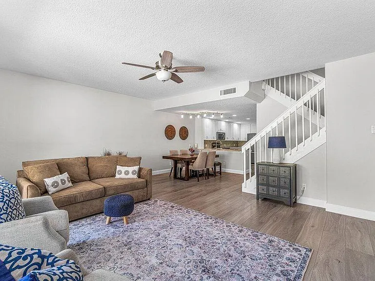4506 Illicium Dr — Photo 2