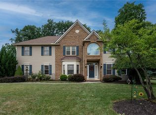 8678 Scenicview Dr, Broadview Heights, OH
