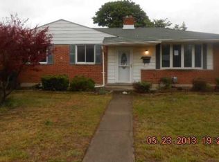 7030 N Wildwood St, Westland, MI 48185