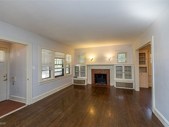 3rd image of 2675 Idlewood Rd