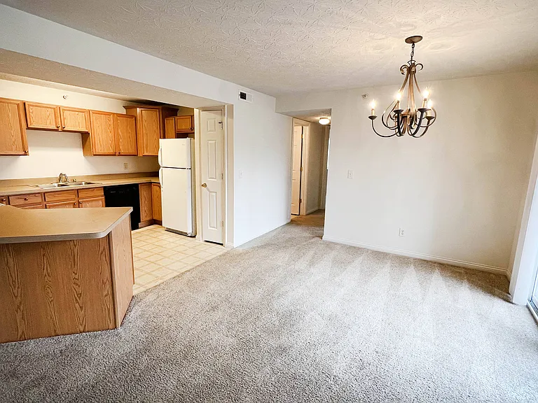 Walton Ridge Apartments — Photo 41