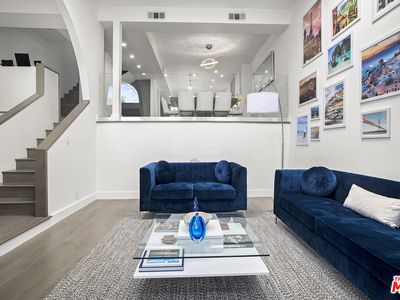 18701 Hatteras St UNIT 4, Tarzana, CA, 91356