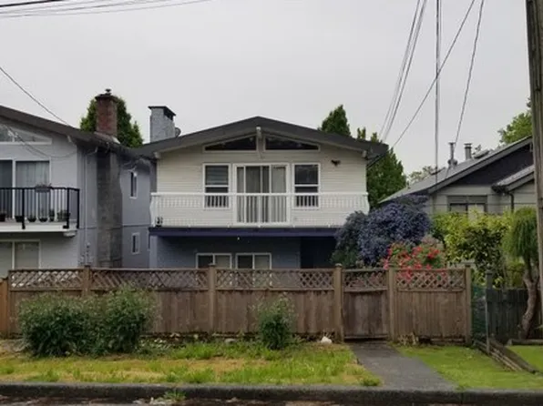 620 E 63rd Ave #1A, Vancouver, BC V5X 2K4