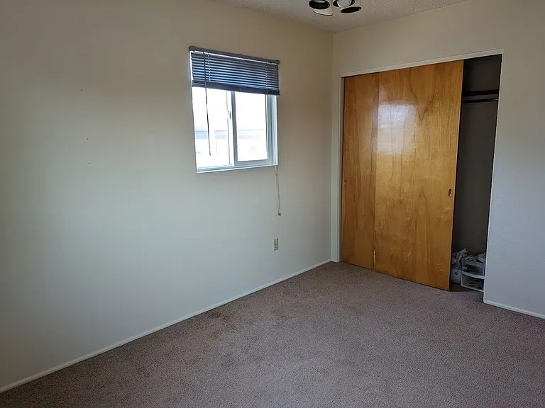 1246 Boston St — Photo 3