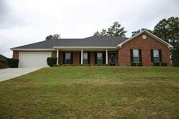 1st image of 2915 Arrowwood Cir