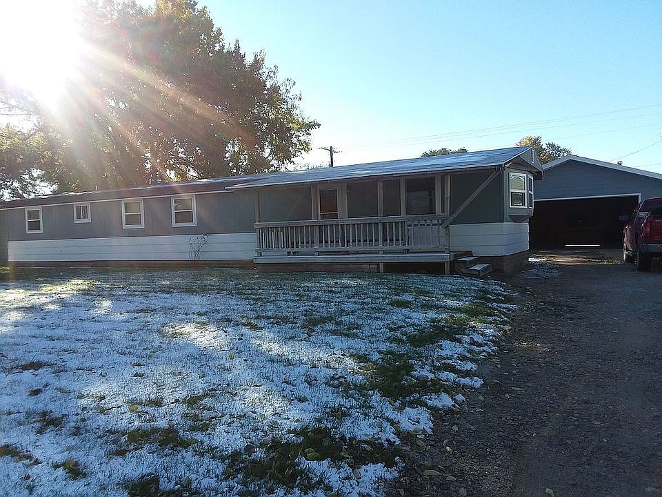 1st image of 408 E 2nd St