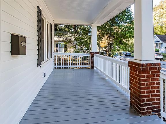 4th image of 3306 Lawson St