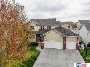 5937 White Fish Dr, Lincoln, NE 68516
