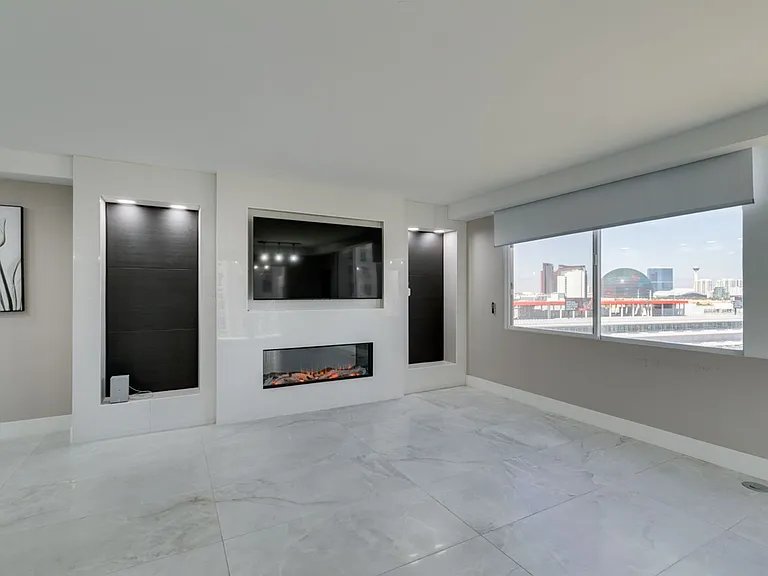 205 E Harmon Ave #1012 — Photo 6