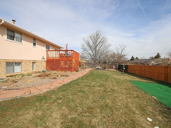 5th image of 10666 Urban St