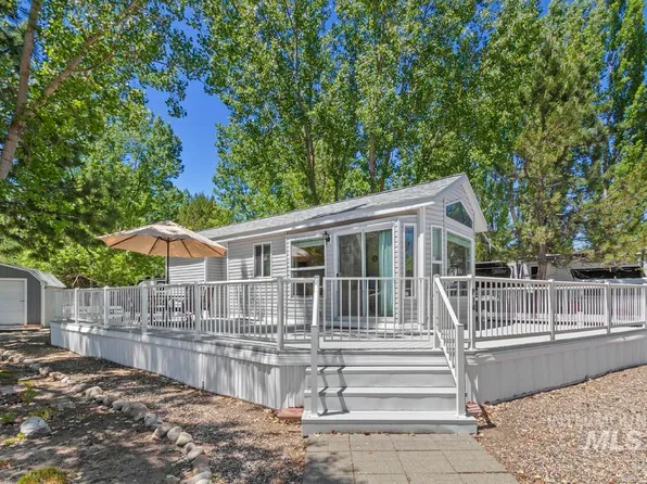 P 14th St, Cascade, ID 83611