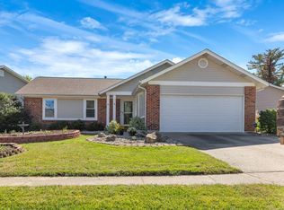 4 Barrington Dr, Saint Peters, MO 63376