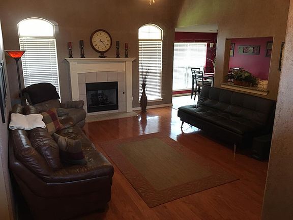2nd image of 3010 SW Waterleaf Ave