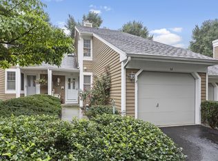 38 Stone Run Rd, Bedminster, NJ 07921