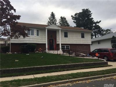 32 Gloria Pl, Plainview, NY, 11803