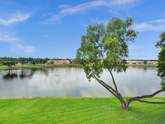4th image of 8560 N Sherman Cir APT 403
