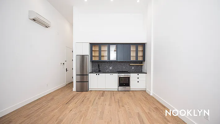 Rented by Nooklyn NYC LLC | media 5