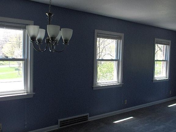 3rd image of 2051 W Market St APT 3