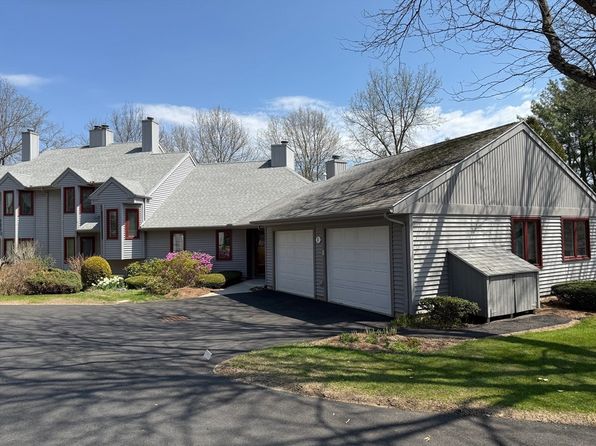 1 Baldwin Ln #1, Amherst, MA 01002