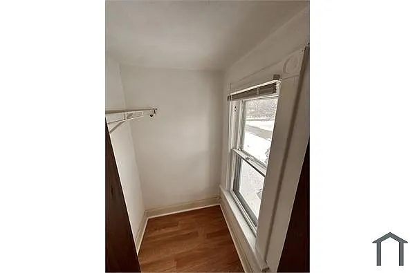 Building Photo - 1213 Chestnut St #2