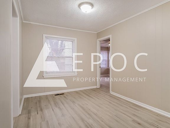 5th image of 1524 W Marshall St