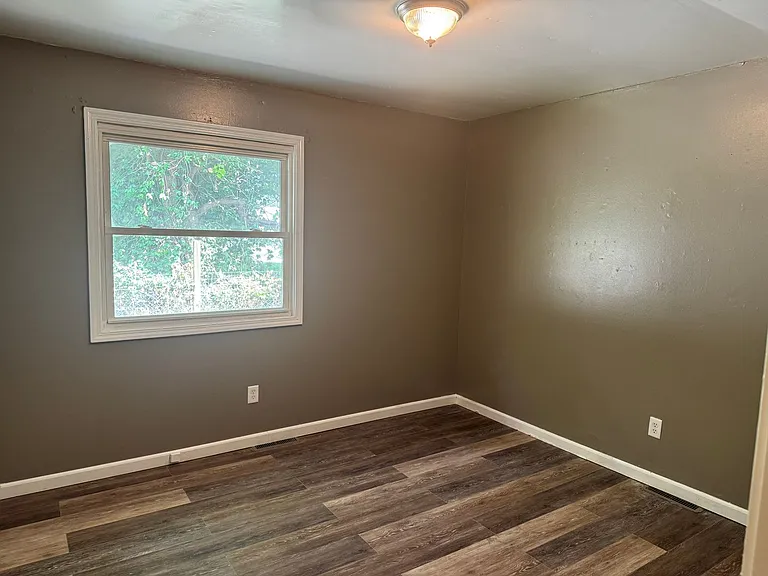 1406 W Calhoun St #B — Photo 11