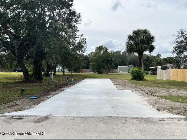 218 Flamingo Dr, Cocoa, FL 32926