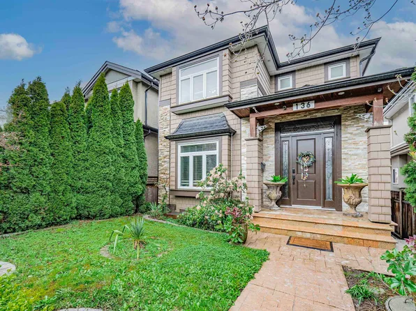 136 E 59th Ave, Vancouver, BC V5X 1X6