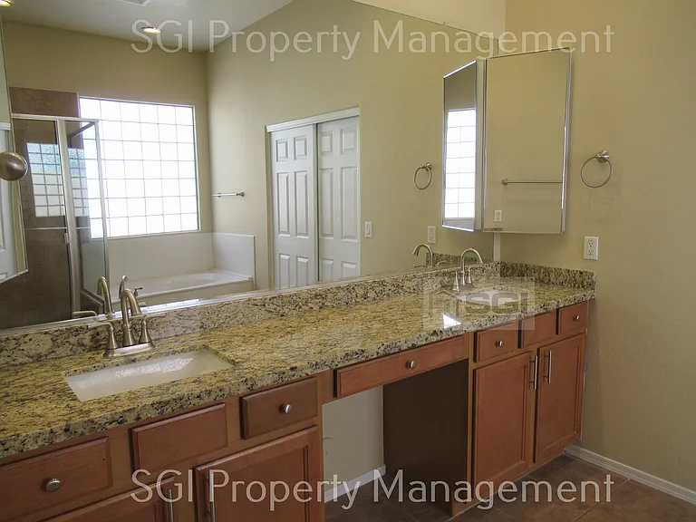 8860 W Frier Dr — Photo 11
