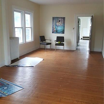 4th image of 811 Fillmore Ave