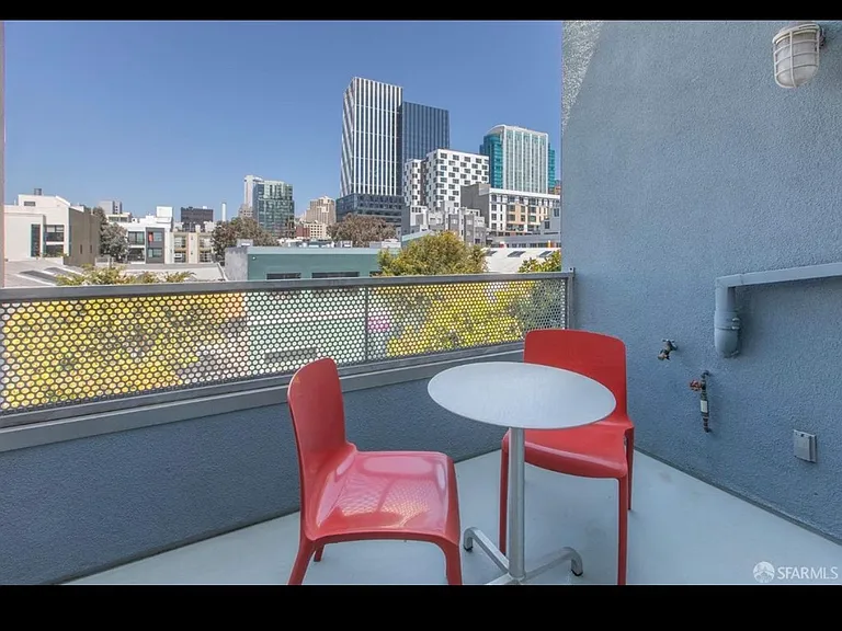 965 Folsom St #304 — Photo 10