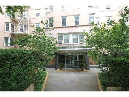 Sold by Compass Realty Central Inc. | media 16