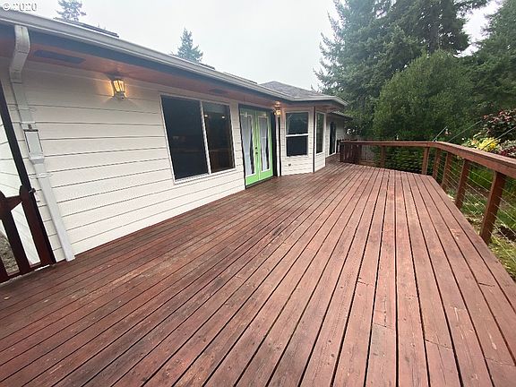 3rd image of 2055 W Park Dr