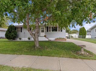 1671 44th Ave, Columbus, NE 68601