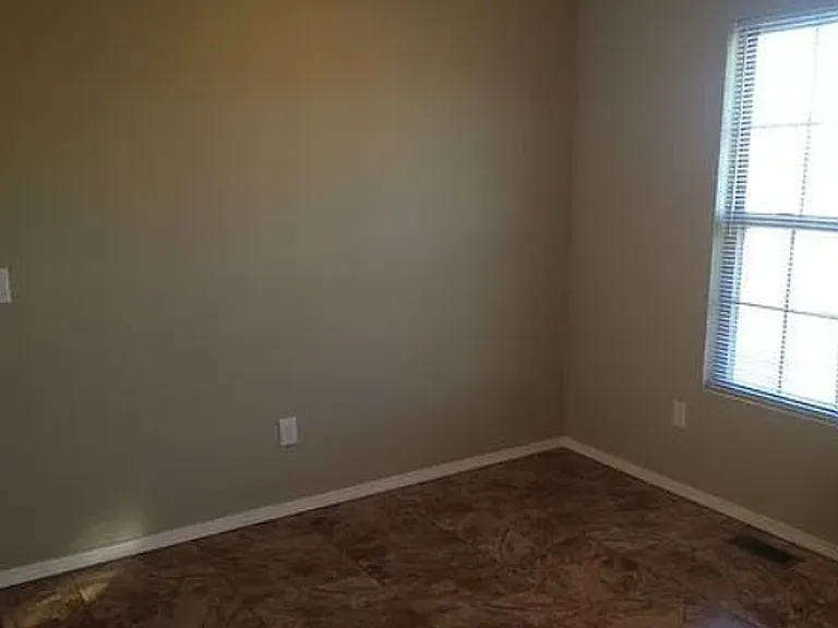2604 W Saige Dr — Photo 6