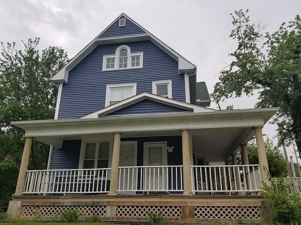 2nd image of 703 Split Faurot Ave #B