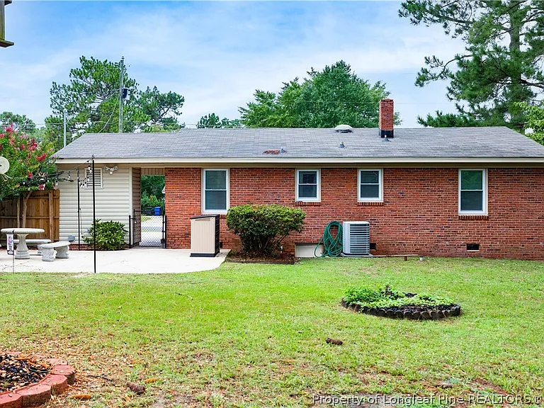 1805 Wayne Ln — Photo 35