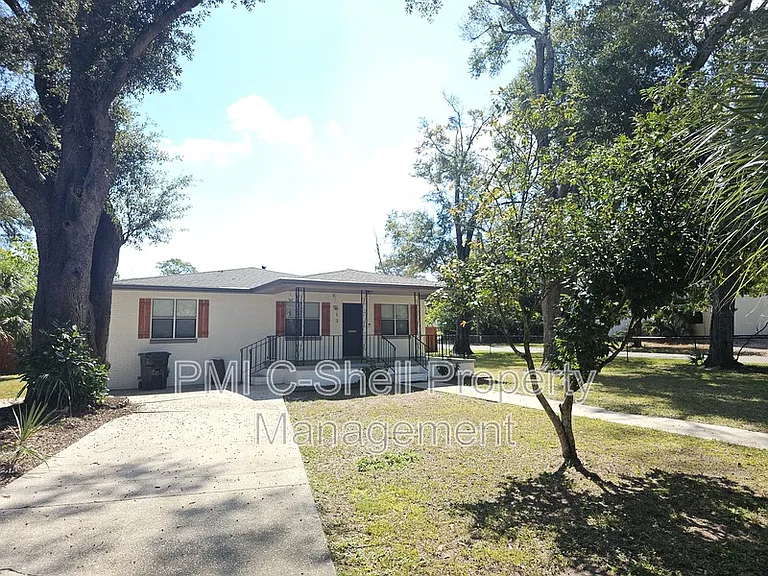 913 W Hernandez St — Photo 3