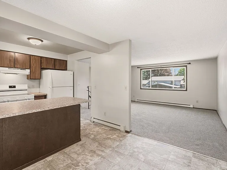 2705 N Robie Ct — Photo 7