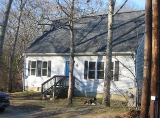 98 Dunham Ave, Tisbury, MA 02568