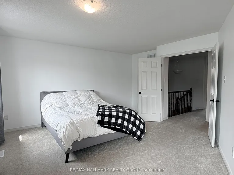 304 Applecross Cres — Photo 17