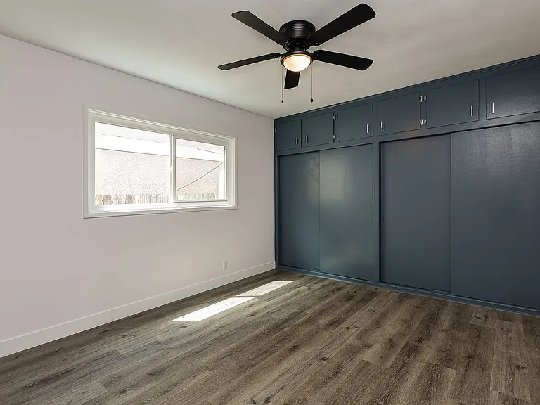 Pine Crest Apartments — Photo 22