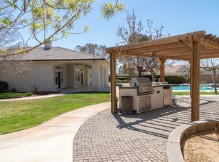 12901 Galewood Dr, Apple Valley, CA 92308