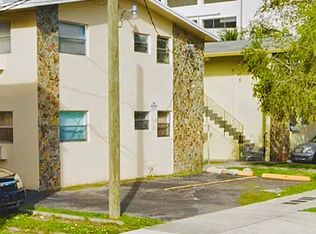 1261 NW 5th St #3, Miami, FL 33125