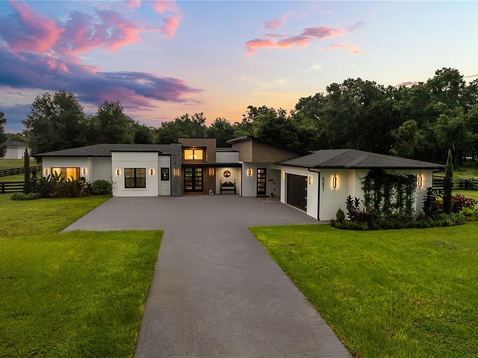 1st image of 6031 Dora Dr