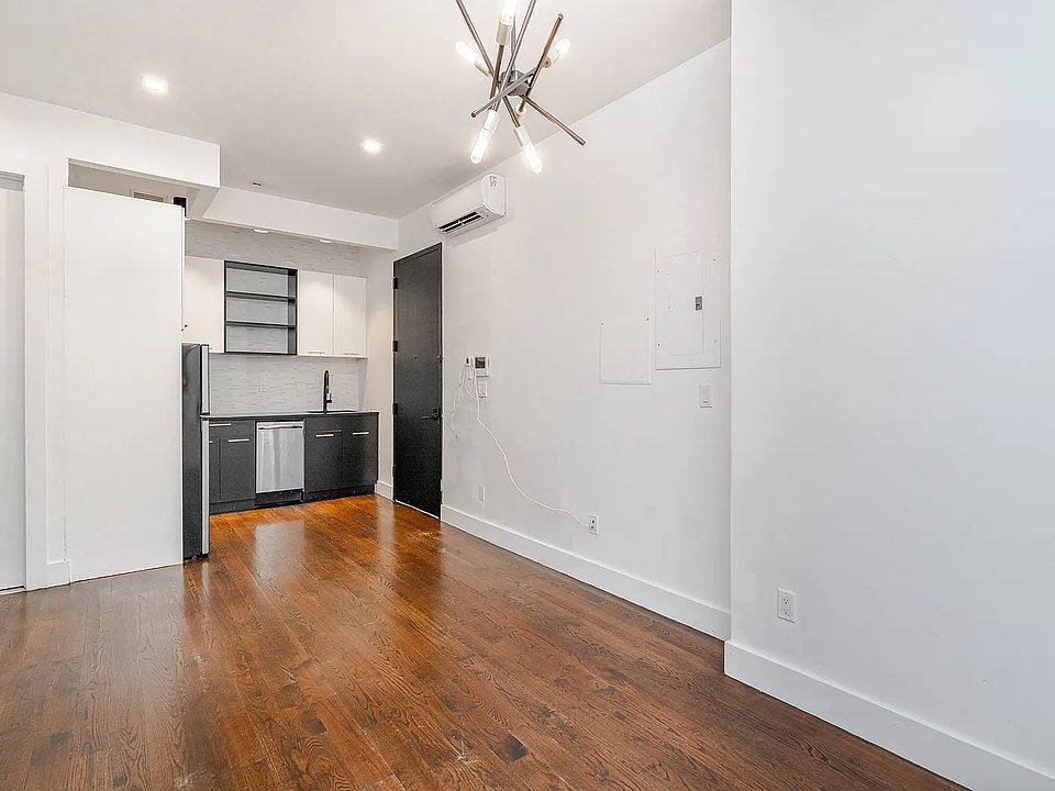 1st image of 198 Johnson Ave #1AA