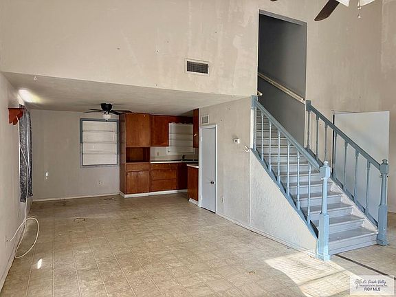 4th image of 23067 Cragon Rd