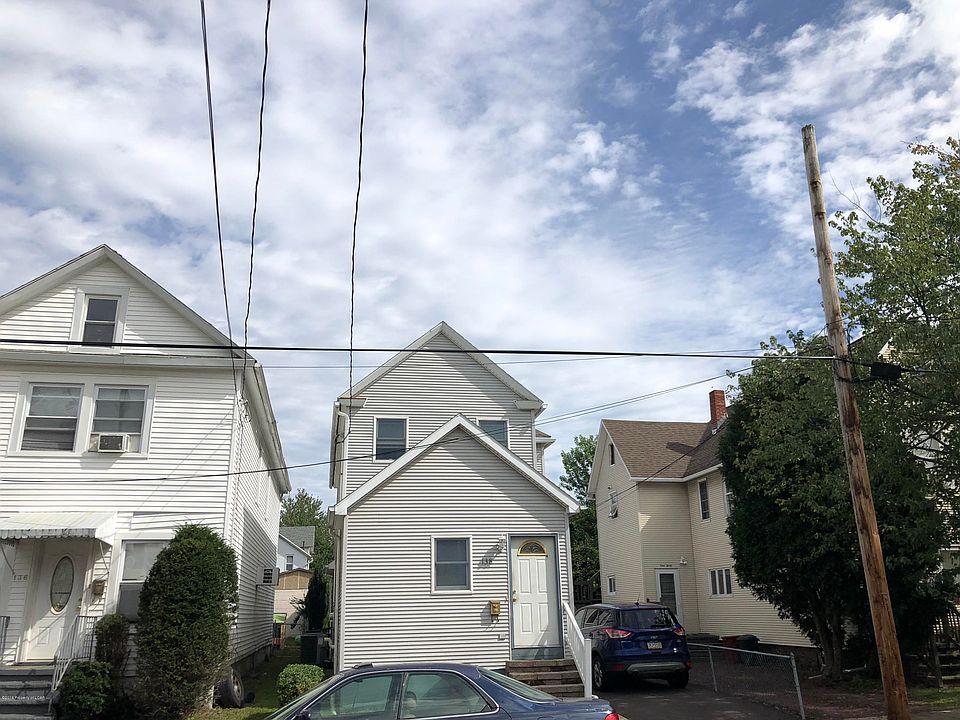 1st image of 138 E Bennett St
